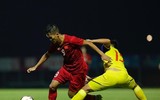 [ẢNH] Từ trên khán đài, thầy Park chỉ đạo U23 Việt Nam đá tập