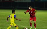 [ẢNH] Từ trên khán đài, thầy Park chỉ đạo U23 Việt Nam đá tập