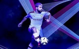 [ẢNH] Man City trình làng mẫu áo đấu mới cực nữ tính