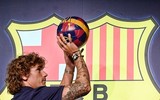 [ẢNH] Vì sao Griezmann phải chấp nhận mặc số áo 
