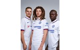[ẢNH] Chelsea ra mắt áo đấu sân khách điệu đà và bắt mắt