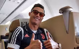[ẢNH] Ra mắt Juventus, De Ligt hôn bạn gái đắm đuối rồi tức tốc lên đường du đấu