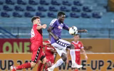 [ẢNH] Quang Hải ghi bàn 3 trận liên tiếp, Hà Nội FC lên đầu bảng V-League