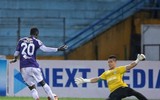 [ẢNH] Quang Hải ghi bàn 3 trận liên tiếp, Hà Nội FC lên đầu bảng V-League