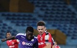 [ẢNH] Quang Hải ghi bàn 3 trận liên tiếp, Hà Nội FC lên đầu bảng V-League