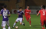 [ẢNH] Quang Hải ghi bàn 3 trận liên tiếp, Hà Nội FC lên đầu bảng V-League