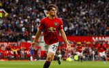 [ẢNH] 3 tân binh Maguire, Wan-Bissaka và James khiến fan M.U 