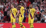 [ẢNH] Tân binh Barca ôm mặt thất vọng khi thua đau trận mở màn La Liga