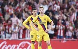 [ẢNH] Tân binh Barca ôm mặt thất vọng khi thua đau trận mở màn La Liga