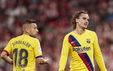 [ẢNH] Tân binh Barca ôm mặt thất vọng khi thua đau trận mở màn La Liga