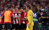 [ẢNH] Tân binh Barca ôm mặt thất vọng khi thua đau trận mở màn La Liga