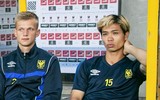 [ẢNH] Công Phượng đăm chiêu trên ghế dự bị khi không được HLV ngó ngàng tới