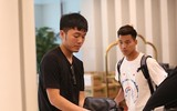 [ẢNH] Xuân Trường được fan nữ xinh đẹp tiếp cận khi tập trung ĐT Việt Nam