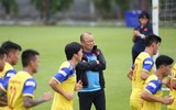 [ẢNH] Trở về từ Bỉ, Công Phượng bất ngờ trình làng diện mạo mới