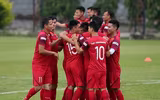 [ẢNH] Gạt mọi âu lo, tuyển Việt Nam cười 'thả phanh' trước đại chiến với Thái Lan
