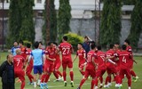 [ẢNH] Gạt mọi âu lo, tuyển Việt Nam cười 'thả phanh' trước đại chiến với Thái Lan
