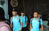 [ẢNH] ĐT Việt Nam bịn rịn chia tay nhau ở Thái Lan