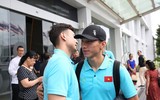 [ẢNH] ĐT Việt Nam bịn rịn chia tay nhau ở Thái Lan
