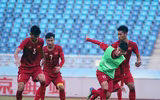 [ẢNH] HLV Park vui vẻ gặp lại thầy cũ Guus Hiddink, sẵn sàng đấu U22 Trung Quốc