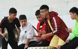 [ẢNH] Cổ động viên - tài sản vô giá của giải bóng đá học sinh THPT Hà Nội