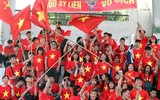 [ẢNH] Cổ động viên - tài sản vô giá của giải bóng đá học sinh THPT Hà Nội
