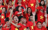 [ẢNH] Cổ động viên - tài sản vô giá của giải bóng đá học sinh THPT Hà Nội