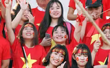 [ẢNH] Cổ động viên - tài sản vô giá của giải bóng đá học sinh THPT Hà Nội