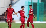 [ẢNH] Tạm thoát nỗi buồn ở Bỉ, Công Phượng vui vẻ tập cùng ĐT Việt Nam
