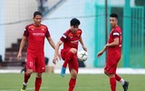 [ẢNH] Tạm thoát nỗi buồn ở Bỉ, Công Phượng vui vẻ tập cùng ĐT Việt Nam