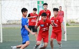 [ẢNH] Cầu thủ Đại Mỗ bật khóc sau trận thua á quân THPT Phùng Khắc Khoan