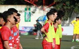 [ẢNH] Khoảnh khắc vỡ òa trên chấm luân lưu của ĐKVĐ Trương Định trước Hoài Đức A