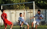 [ẢNH] Cầu thủ Đại Mỗ bật khóc sau trận thua á quân THPT Phùng Khắc Khoan