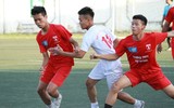 [ẢNH] Cầu thủ Đại Mỗ bật khóc sau trận thua á quân THPT Phùng Khắc Khoan