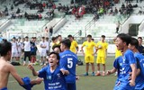 [ẢNH] Toàn cảnh loạt trận 9h sáng 3-11