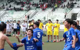 [ẢNH] Toàn cảnh loạt trận 9h sáng 3-11