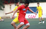[ẢNH] Fan nữ lâng lâng hạnh phúc cùng chiến thắng của THPT Hà Đông