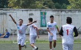 [ẢNH] Toàn cảnh loạt trận 9h sáng 3-11