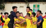 [ẢNH] Tân binh THPT Phúc Lợi hiên ngang vào vòng 1/8