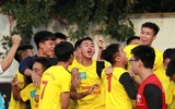 [ẢNH] Tân binh THPT Phúc Lợi hiên ngang vào vòng 1/8