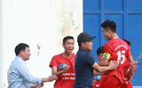 [ẢNH] THPT Lê Văn Thiêm: Quá nhanh, quá nguy hiểm!