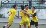 [ẢNH] Cầu thủ THPT Kim Liên bật khóc sau trận thua trước trường Vân Tảo