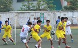 [ẢNH] Cầu thủ THPT Kim Liên bật khóc sau trận thua trước trường Vân Tảo