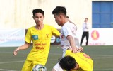 [ẢNH] Cầu thủ THPT Kim Liên bật khóc sau trận thua trước trường Vân Tảo