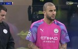 [ẢNH] Pep Guardiola buộc phải sử dụng hậu vệ làm thủ môn như thế nào?