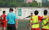 [ẢNH] Thắng kịch tính bằng luân lưu, THPT Lê Văn Thiêm vào top 8