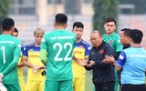 [ẢNH] Công Phượng, Văn Hậu dự bị ở châu Âu: Không phải vấn đề với thầy Park!