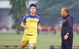 [ẢNH] Công Phượng, Văn Hậu dự bị ở châu Âu: Không phải vấn đề với thầy Park!