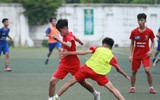 [ẢNH] Thủ môn cản 3 quả pen, THPT Lê Văn Thiêm nghẹt thở vào bán kết