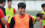 [ẢNH] Thủ môn cản 3 quả pen, THPT Lê Văn Thiêm nghẹt thở vào bán kết