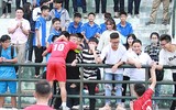 [ẢNH] Thủ môn cản 3 quả pen, THPT Lê Văn Thiêm nghẹt thở vào bán kết